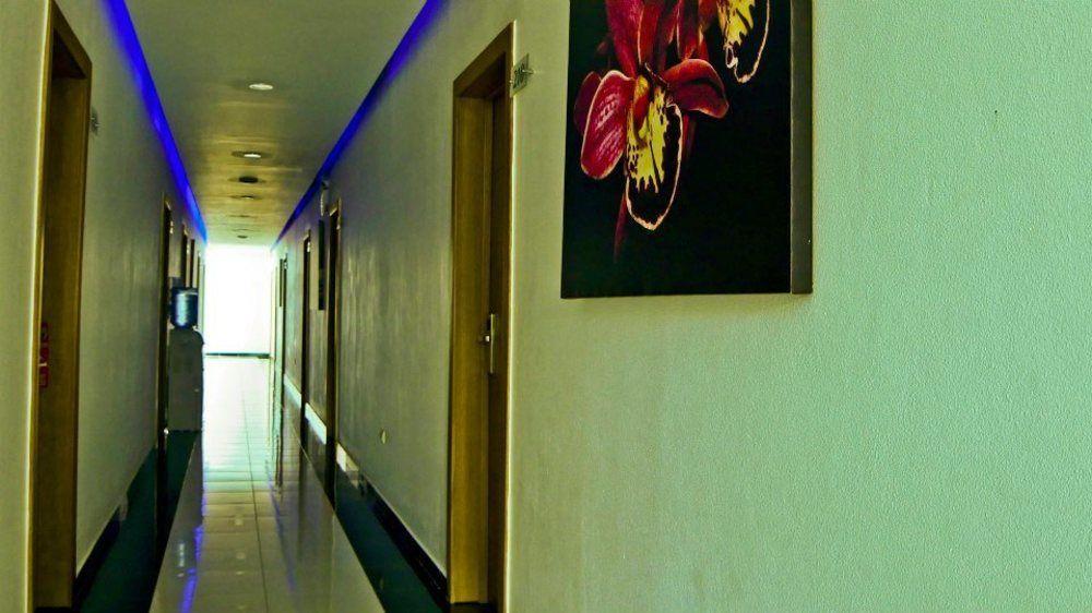 Dpravia Hotel Srl บานี ภายนอก รูปภาพ